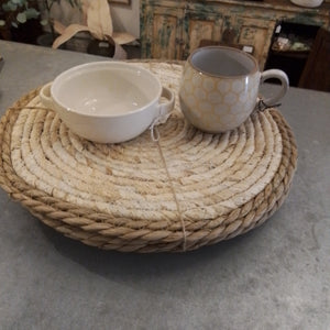 Round Woven Place Mats