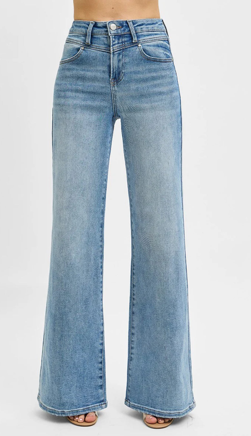 Risen Jeans- Front V Jeans Light Wash