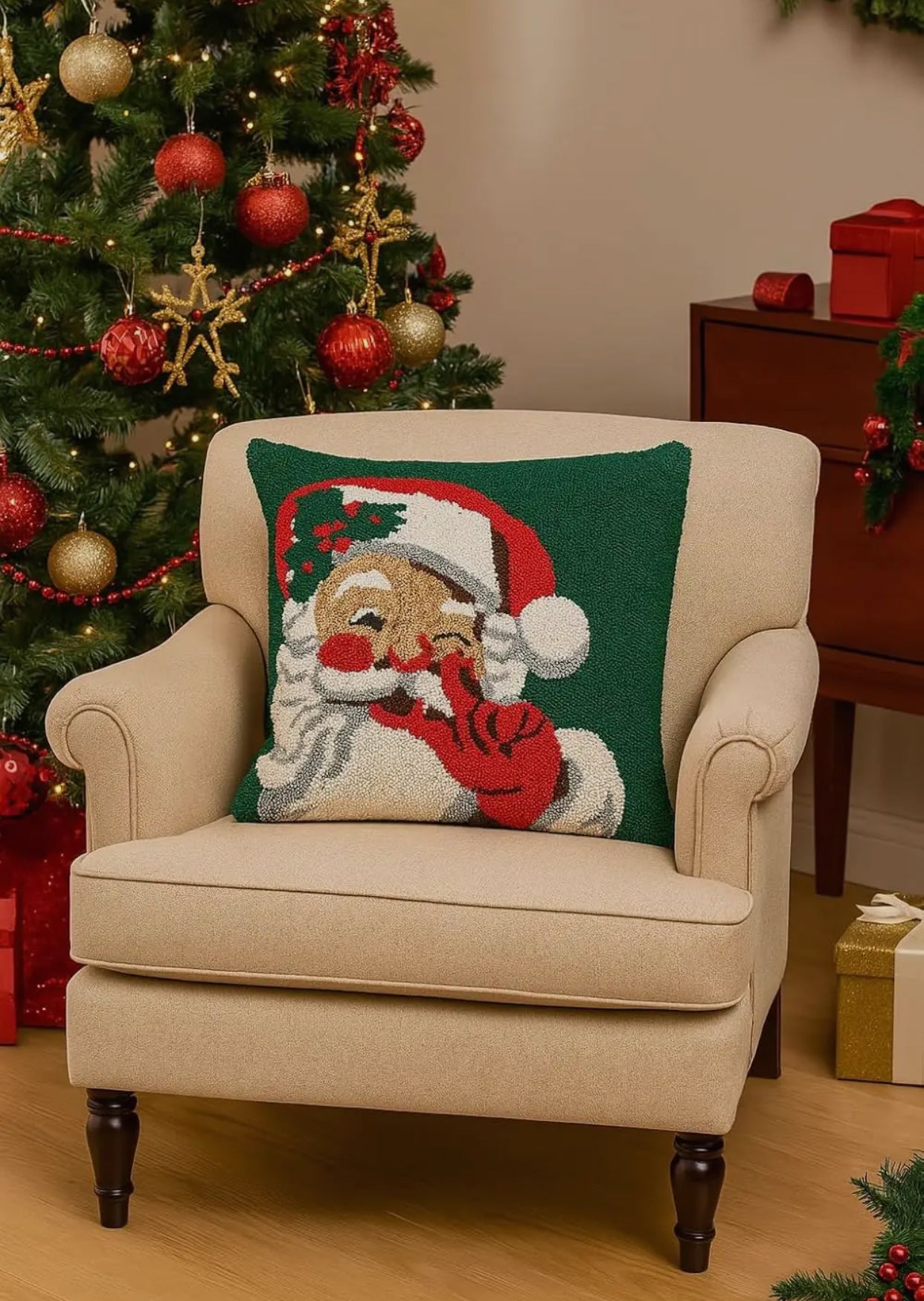 Loop Tufted Santa Pillow