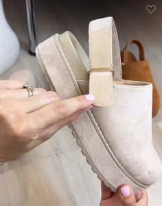 Suede Clogs- Taupe