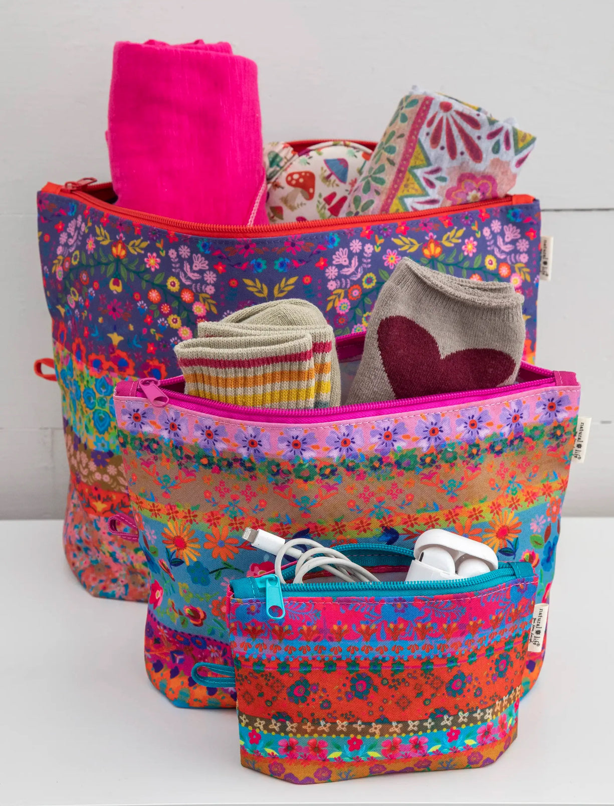 Everything Pouches(3)-Border Print