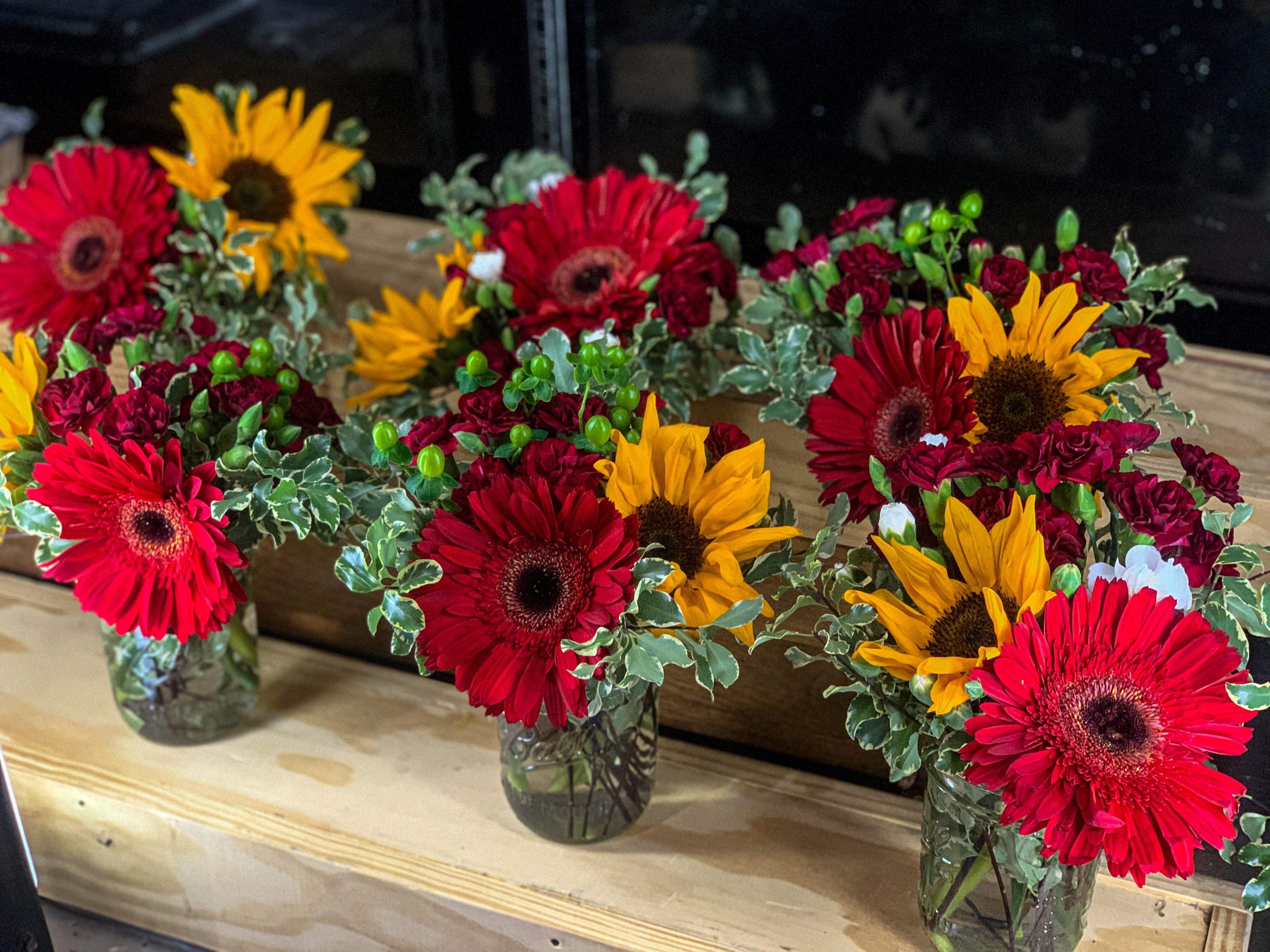 Grab and Go Florals (Pick-Up & Local Delivery ONLY)