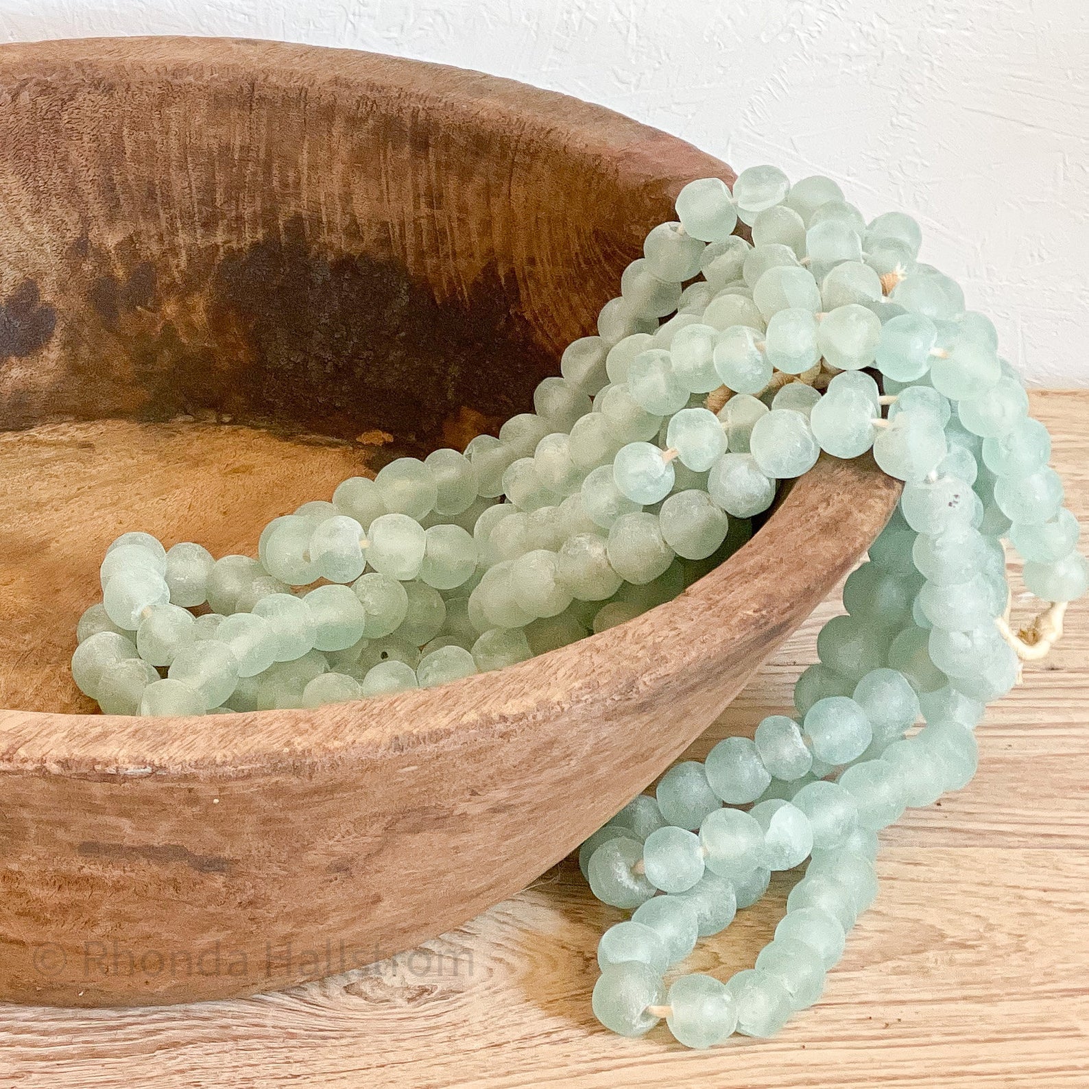 KNK013   Aqua recycled beads